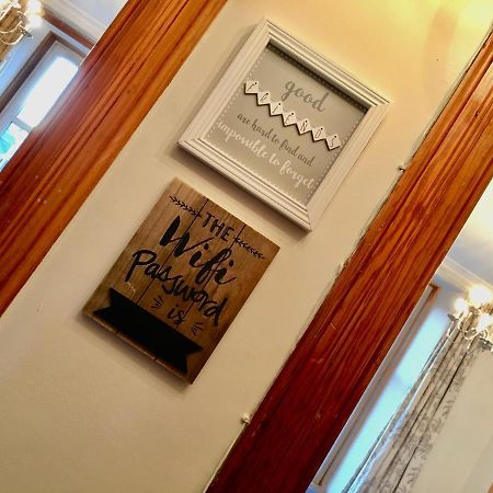 Cosy 2 Bedroom Central Apartment - Free Parking, Free Wifi แอเบอร์ดีน ภายนอก รูปภาพ