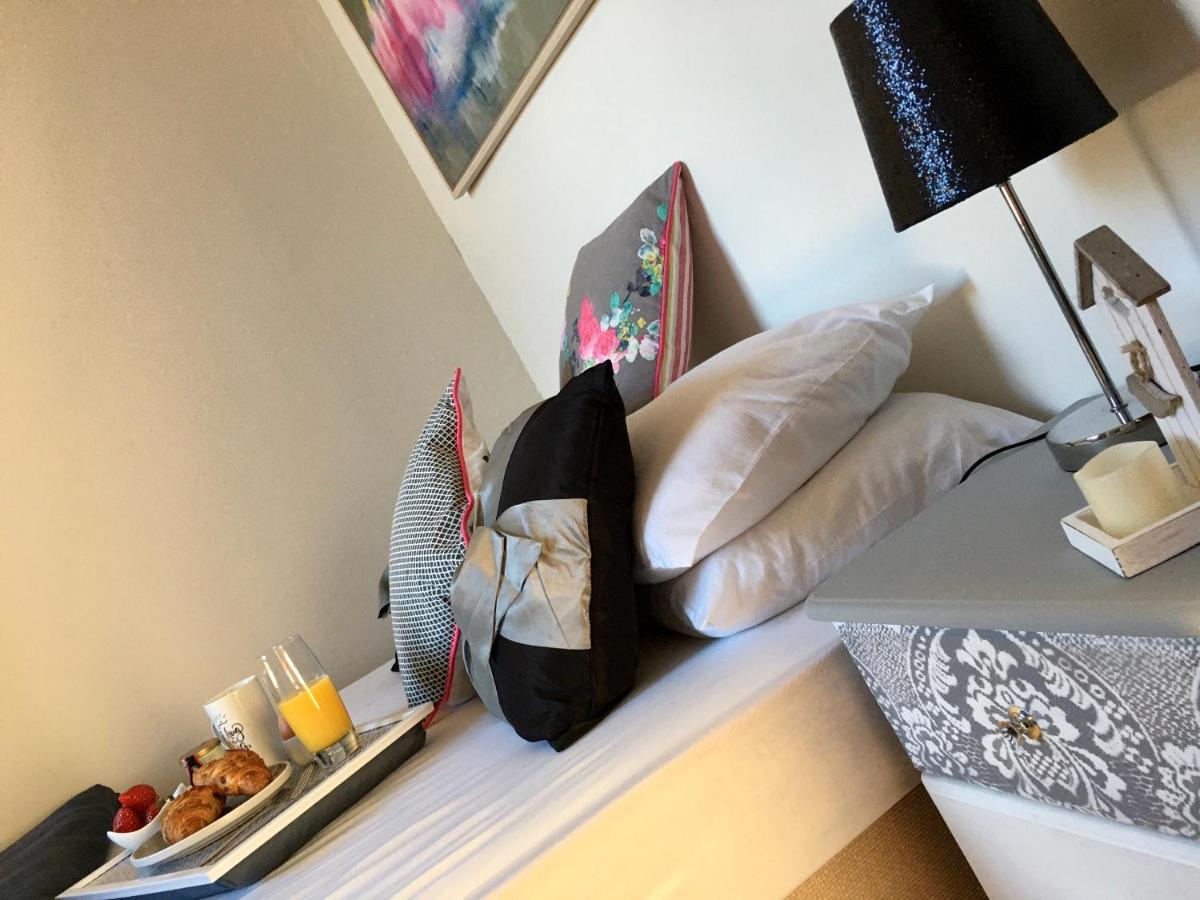 Cosy 2 Bedroom Central Apartment - Free Parking, Free Wifi แอเบอร์ดีน ภายนอก รูปภาพ